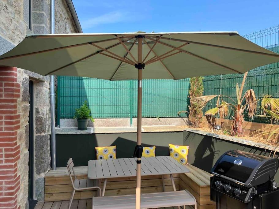 Douceur De Vivre En Bord De Mer - Jacuzzi Et Cheminee Saint-Coulomb Exterior photo