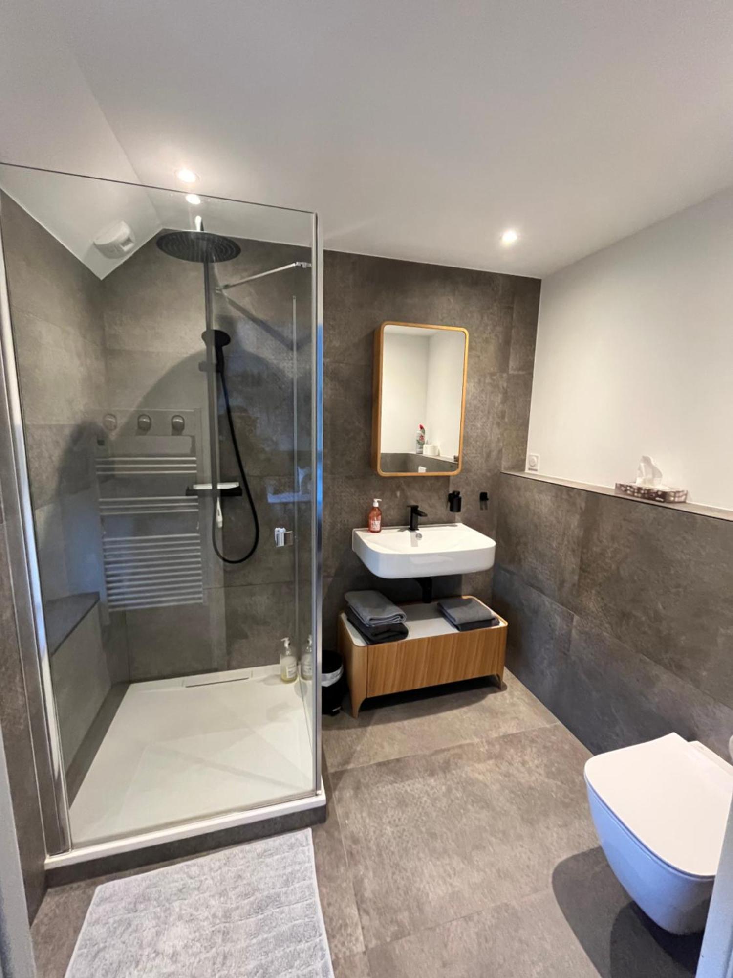 Douceur De Vivre En Bord De Mer - Jacuzzi Et Cheminee Saint-Coulomb Exterior photo